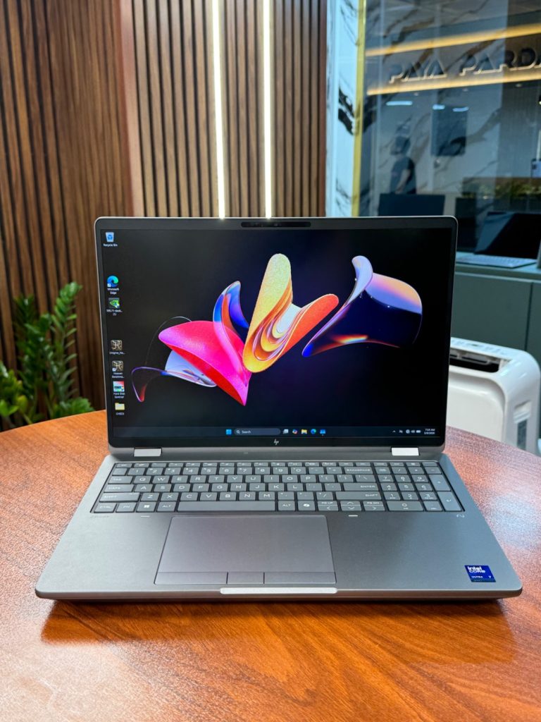 HP ZBOOK FURY 16 G1i