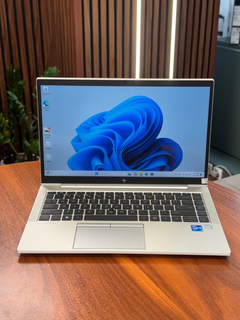 HP ELITEBOOK 840 G8
