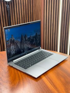 لپ تاپ 14 اینچی HP ZBOOK FIREFLY 14 G10 2 HP ZBOOK FIREFLY 14 G10